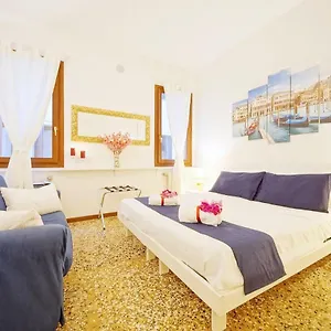 Santa Marina Rialto Appartement