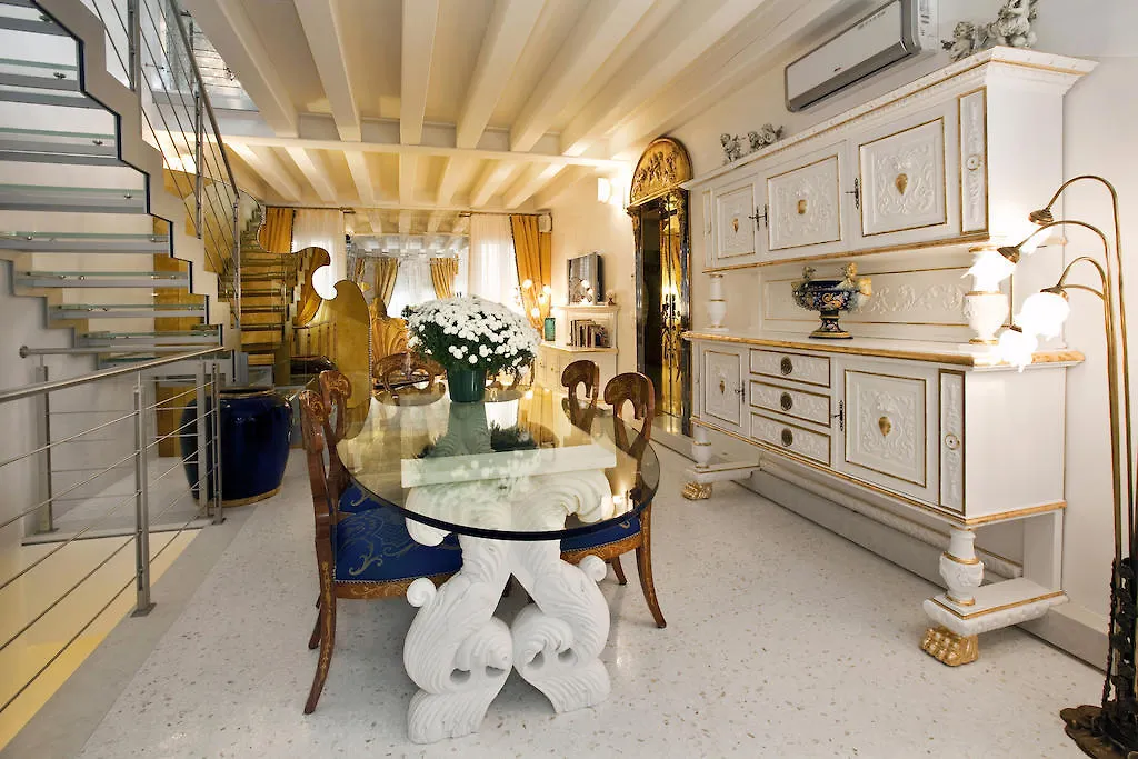 Casa Fortuny Luxury Apartment Venise